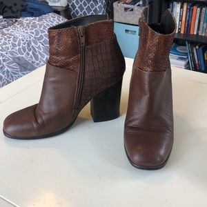 Snake detail leather booties